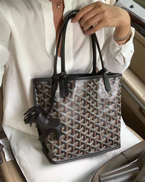 goyard st louis pm price paris|goyard tote bag cost.